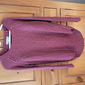 Juniors rust color sweater